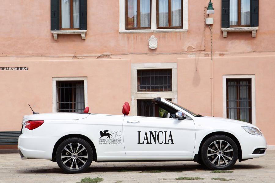  Lancia Flavia Red Carpet 2012 года  (фото 8 из 9)